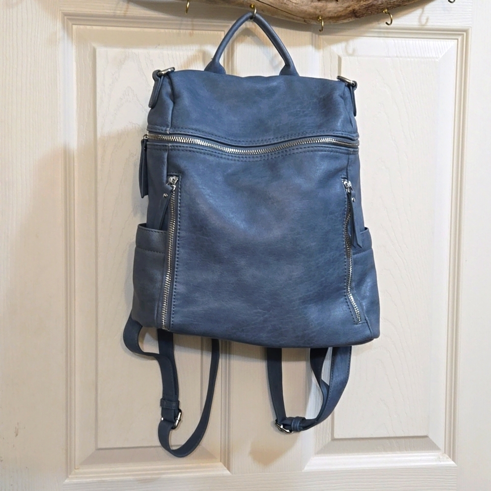 Bundle for TK,blue backpack included in bundle